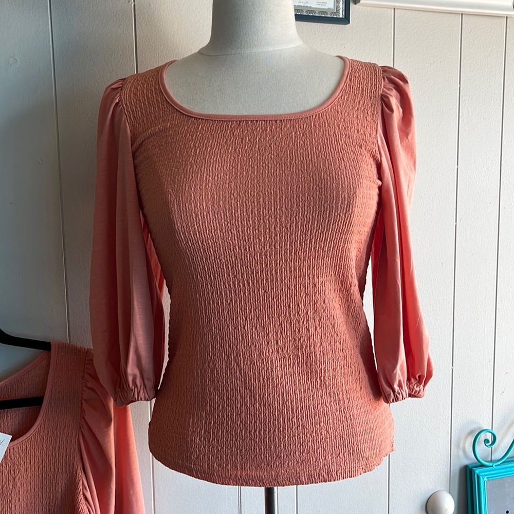 Adorable 3/4 sleeve Coral Blouse in small and medium NWT